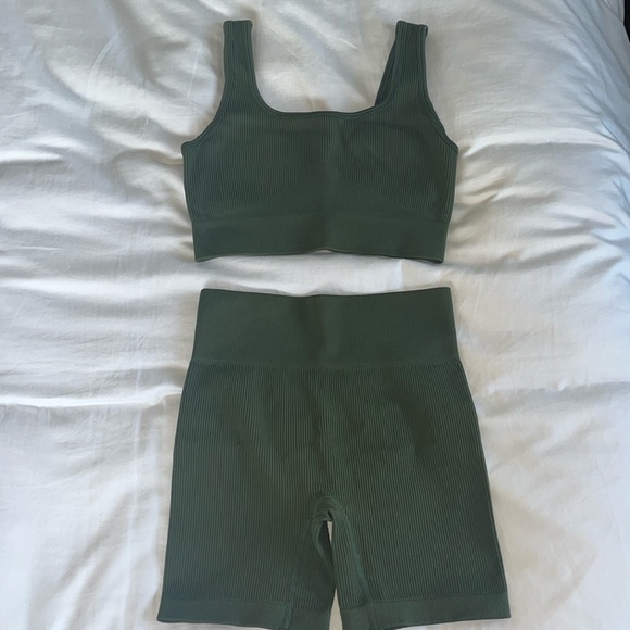 Amazon Pants - Workout set